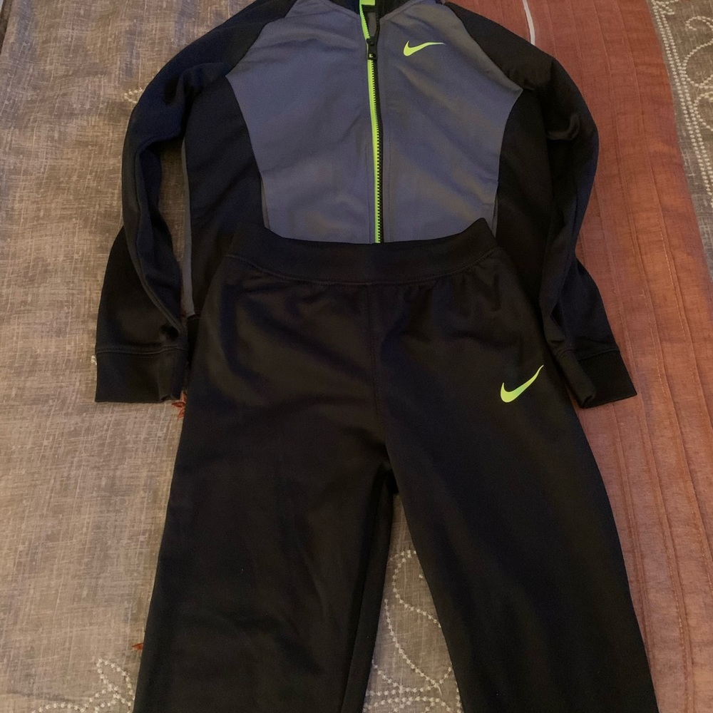 Boys Nike Tracksuit